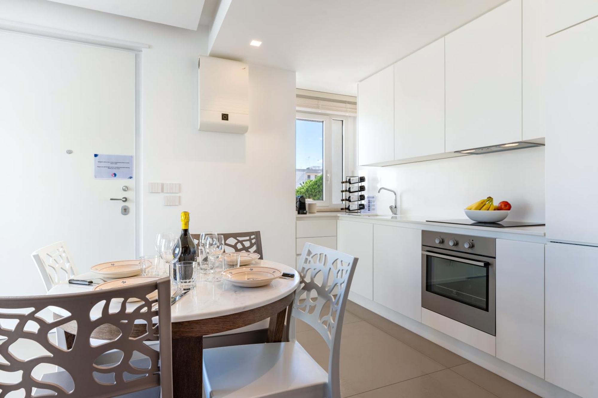 Exclusive Deluxe Apt Up To 6 People & Heated Tub Polignano a Mare Exterior photo
